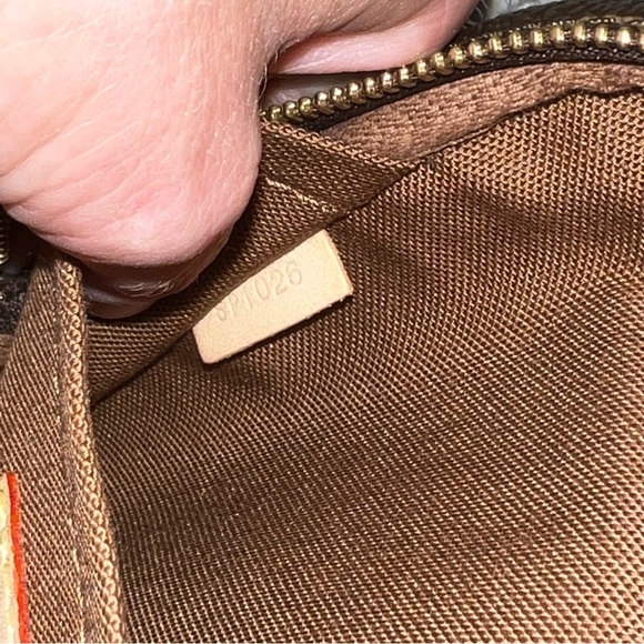 LOUIS VUITTON MONOGRAM BOSPHORE BUM BAG FANNY PACK BELT BAG CROSSBODY - Picture 9 of 15